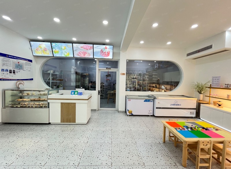 永年建安街蛋糕烘培店转让，面积110平，房租3333每月，转让费面议，有意者联系（第 5 张）