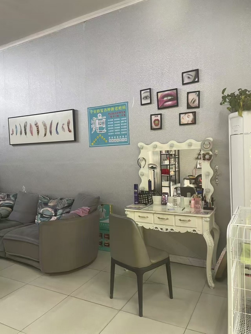 美甲美睫店铺
地址： 洺兴路新华书店对面（第 4 张）