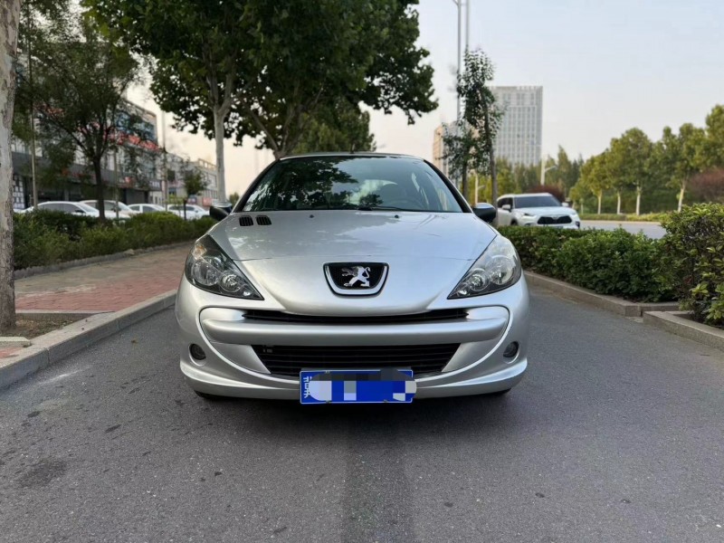 代步小车，12年标志207，全车一块补漆，车况非常好，特别省油特别好开，保险审车（第 2 张）