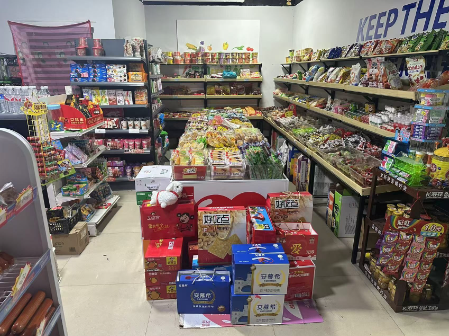转让  转让二实附近超市，上下两层200平！二楼可住人！地理位置优越！接手即可盈（第 2 张）