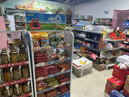 转让  转让二实附近超市，上下两层200平！二楼可住人！地理位置优越！接手即可盈（第 3 张）