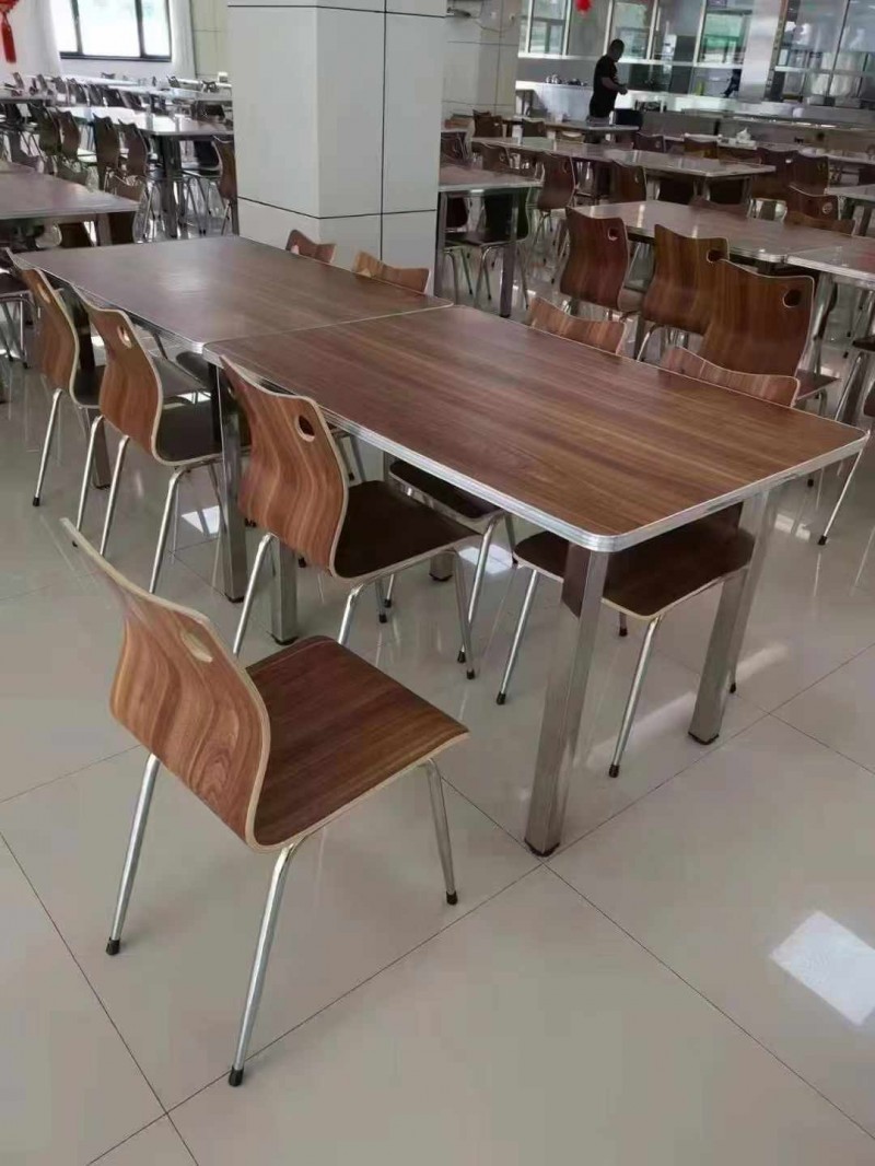 利金办公专业定做校具，办公家具，一个也是批发价格…可来样定做
另赔钱处理一批办（第 7 张）