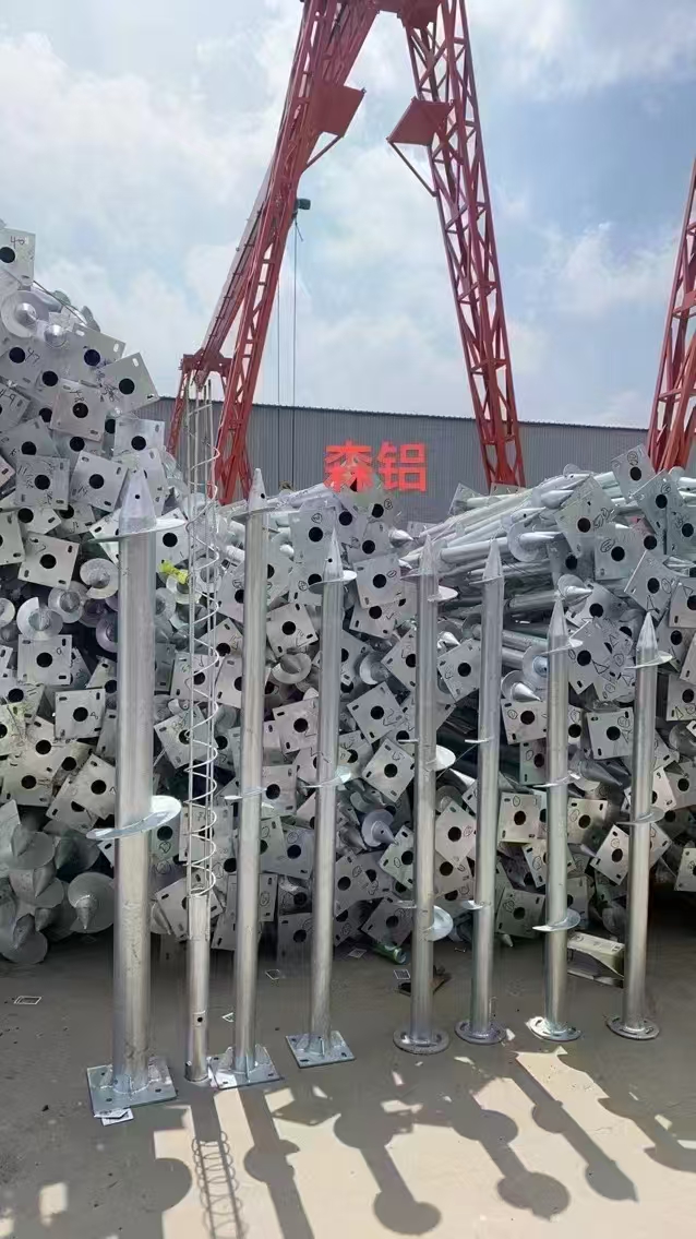 本厂主要生产:
螺旋地桩
灌注地桩，
预埋地桩
报价快，工期快
另有铝（第 1 张）