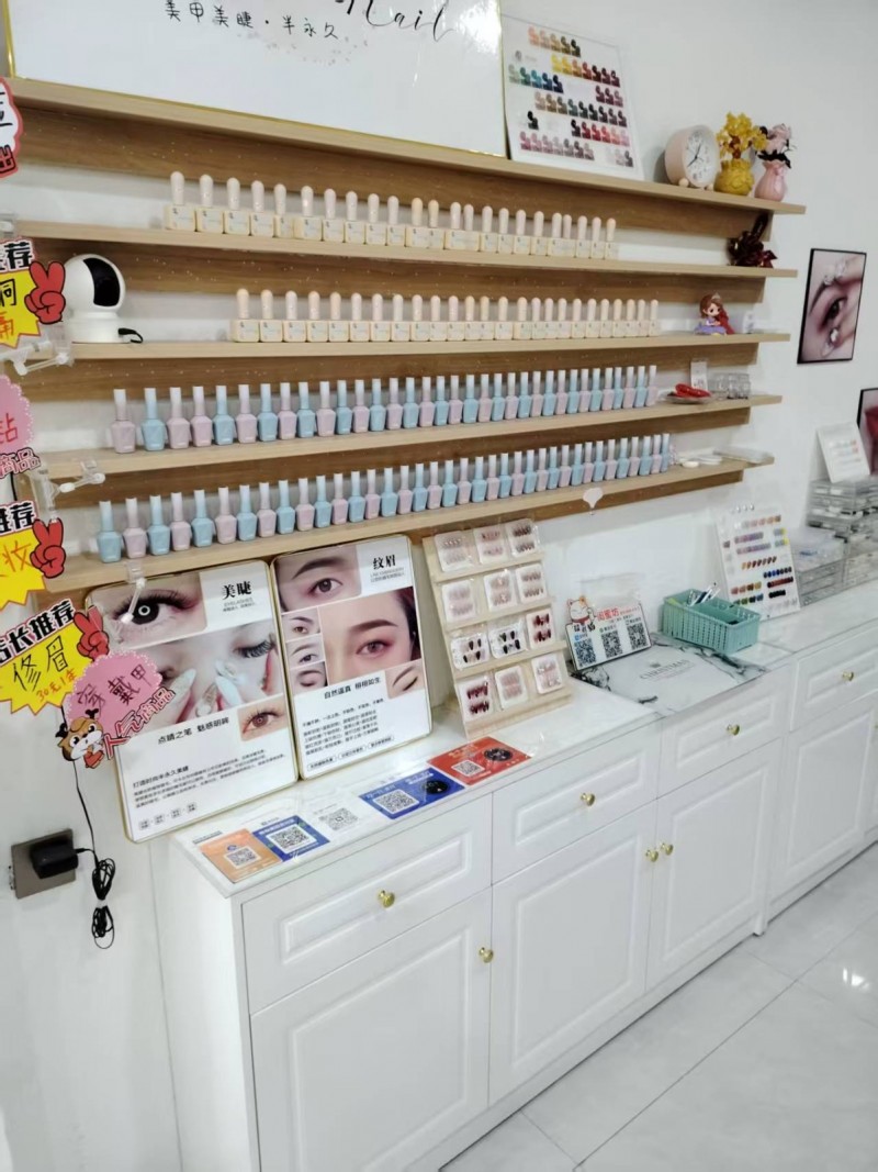 美甲店位于永年商业大楼一楼，美甲美睫纹绣脱毛物料俱全，年营业额十万左右，因家中突（第 1 张）