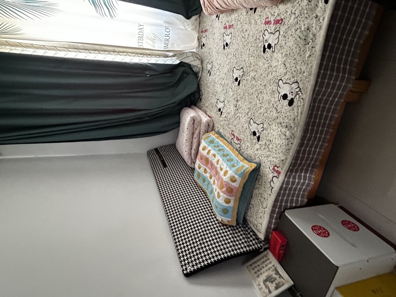 出售南沿村田园小区房屋一套，带储物间一部分家具家电，可直接拎包入住，可过户，三室（第 5 张）