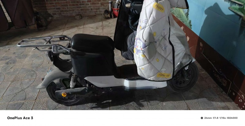 电动车 超大组装锂电瓶 续航90公里以上  原外卖车子  连车带电瓶1700  （第 1 张）