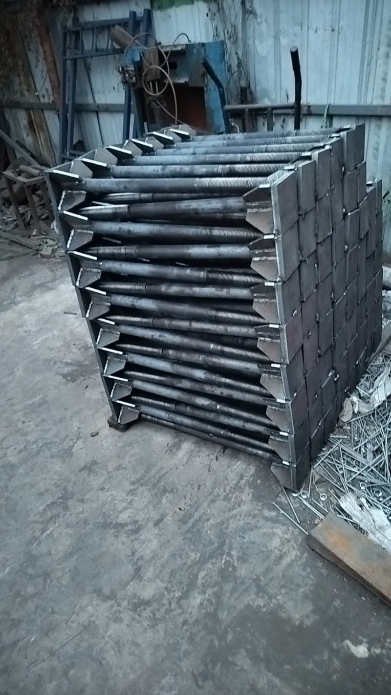 本厂承接各种金属制品焊接及加工，可来图来样订制各种异型件产品，各种型号地脚螺栓预（第 2 张）