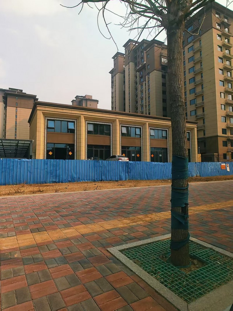商铺出租，租金优惠，地址：永年区东宸府东露禅大街北（第 1 张）