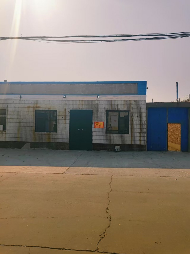 商铺出租，水电齐全，交通便利。地址：永年区河北工程大学(洺关校区)（第 1 张）