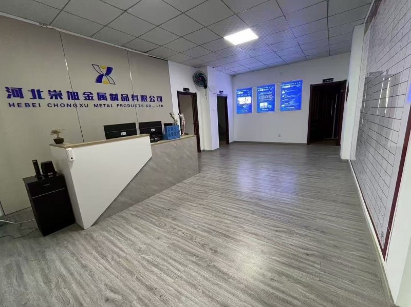 由于公司扩建，现转租位于产业城东区22号楼3层305室，面积280平，交通便利，（第 3 张）