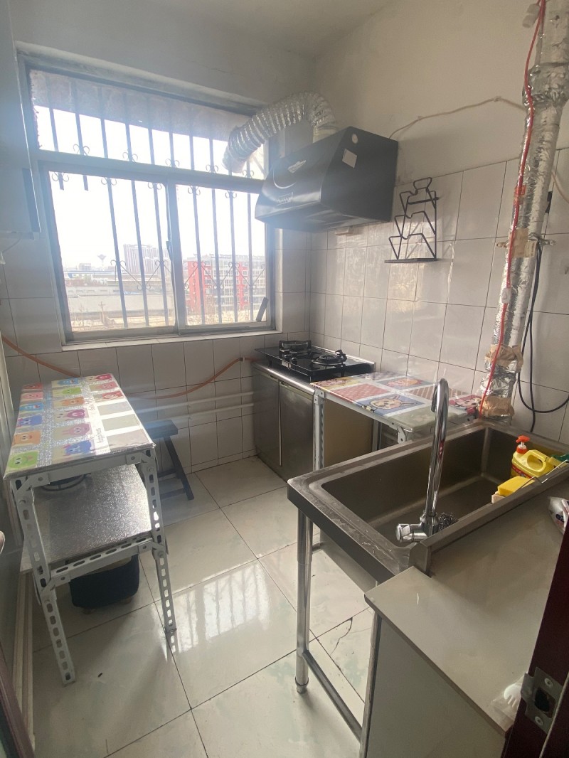 【个人出租】太极广场东边开发大酒店对面的幸福小区，离二实，三实，实验高中都挺近的（第 4 张）
