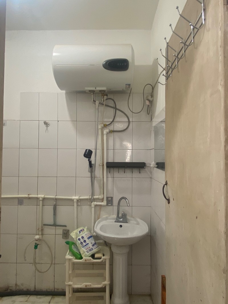 【个人出租】太极广场东边开发大酒店对面的幸福小区，离二实，三实，实验高中都挺近的（第 7 张）