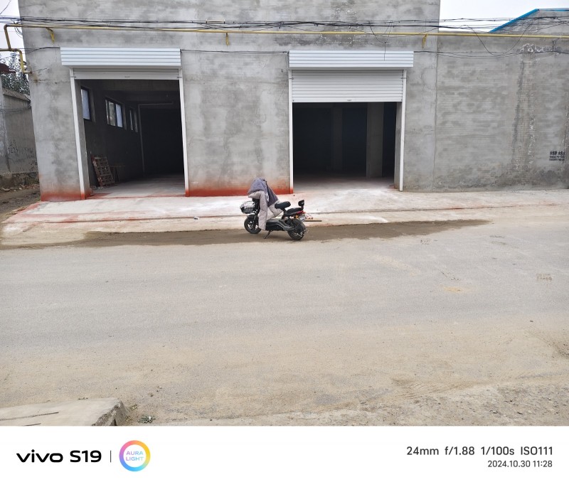 临大街仓库，可过四米二车，仓库内有厕所，地理位置优越（第 4 张）