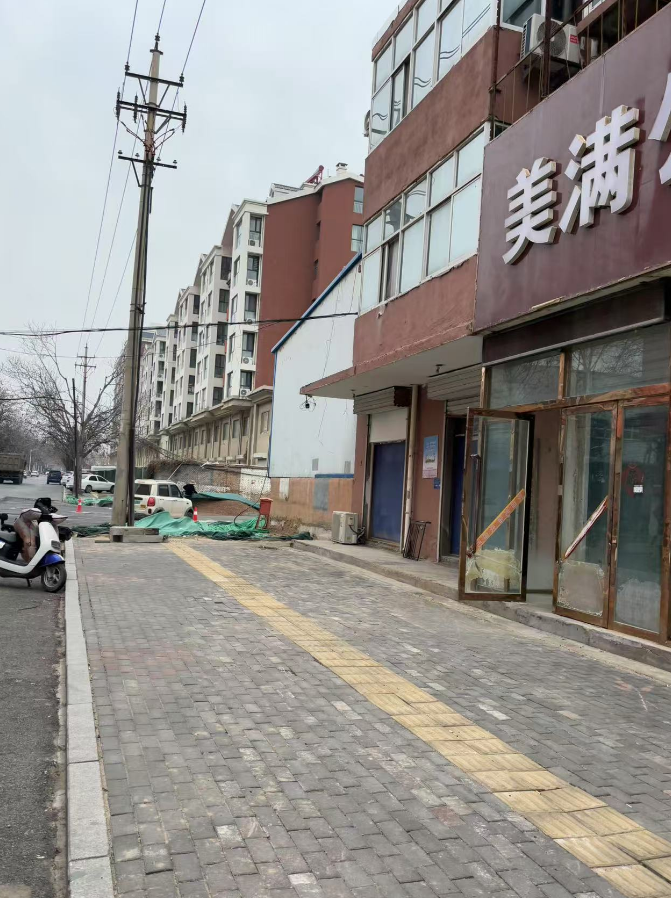 旺铺出租，水电齐全，交通便利，适合多种行业，地址：永年区美满公寓附近（第 1 张）