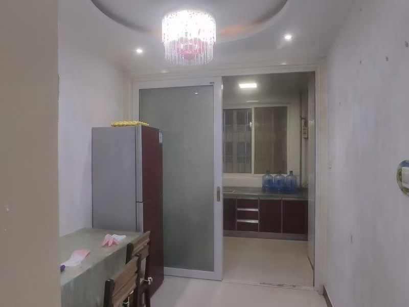 出租裴坡庄村东紫东苑小区3楼三室二厅一卫，有空调、热水器、洗衣机、冰箱、电视，床（第 2 张）