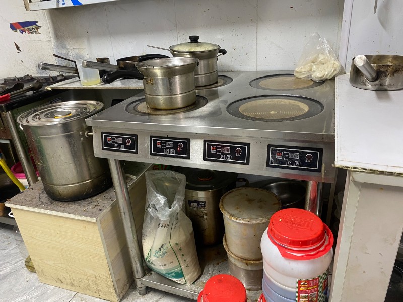 小吃店不做了，处理2米麻辣烫展示柜，1.8米的冷藏冷冻工作台，1.8工作平台，四（第 4 张）