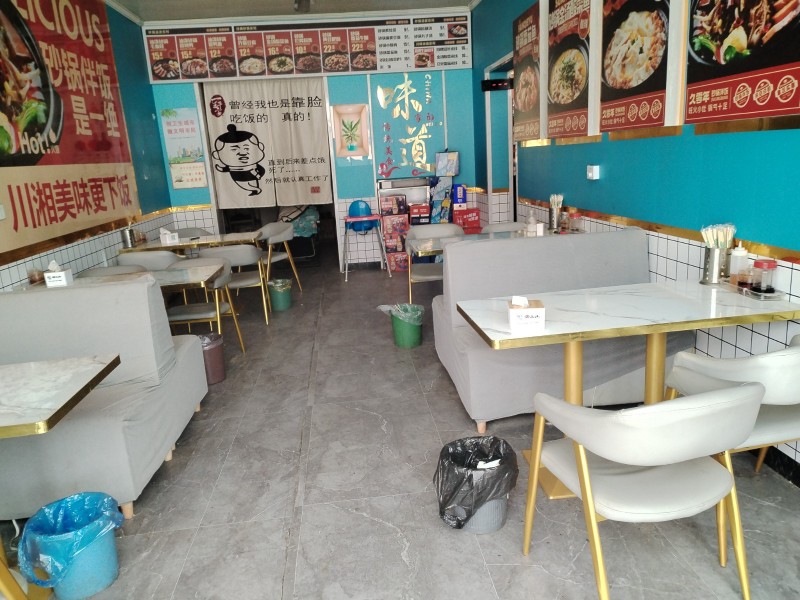 正在经营中转让一间店铺，因为人的精力不足，需要转让一间，有相中的可以来看看（第 2 张）