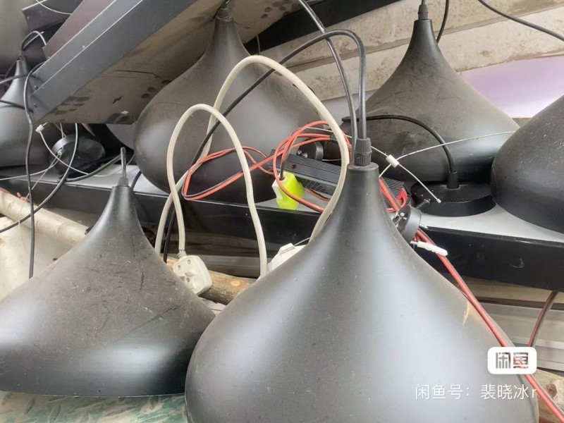 低价出几个办公灯条工矿灯，餐饮吊灯。（第 1 张）