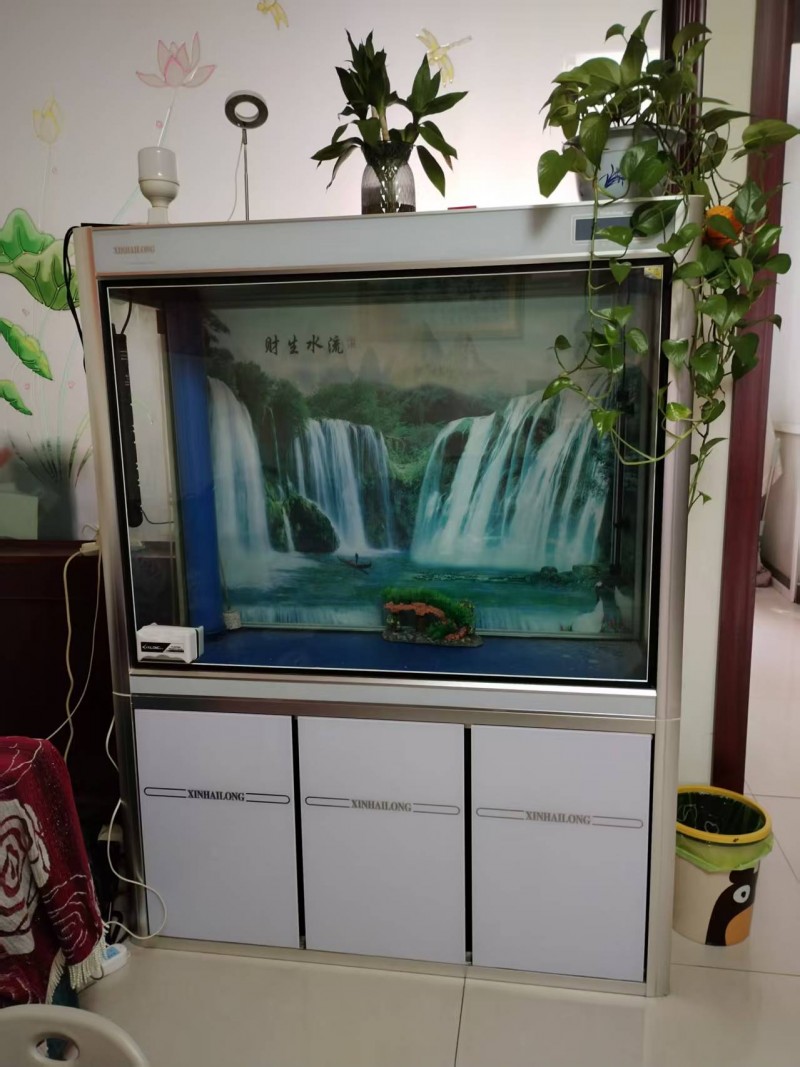 出售1.2米鱼缸，价格实惠（第 1 张）