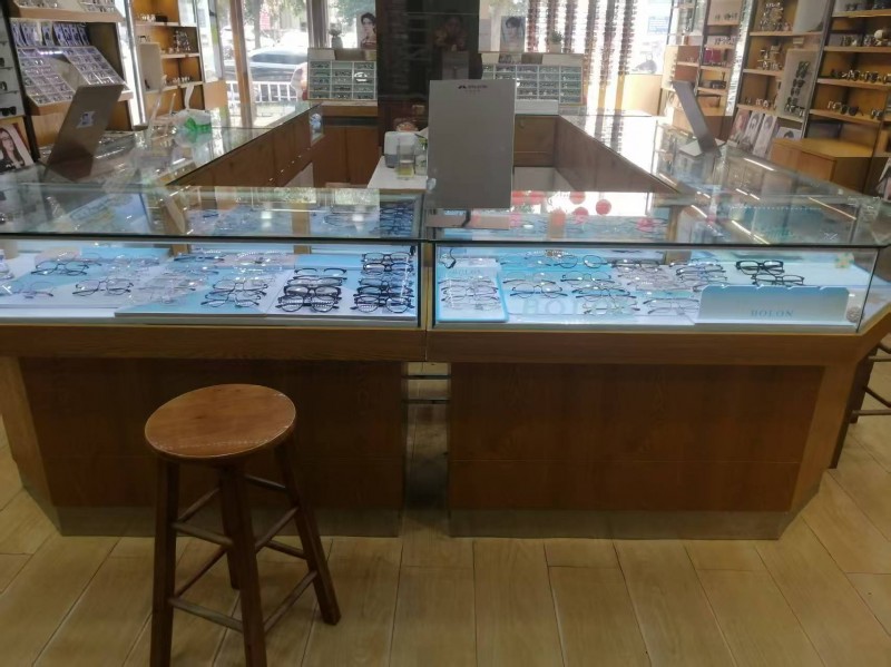 本店端午节后装修，有需要高低柜、收银台的联系（第 4 张）