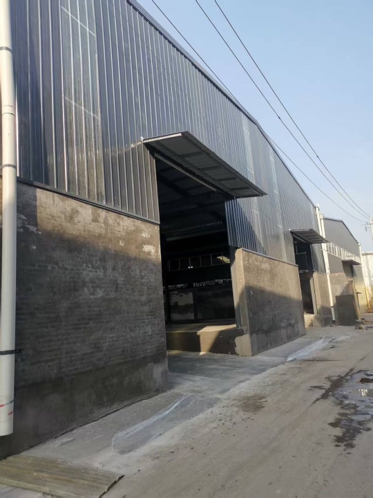 1300坪 可分租可整租 河北铺仓库带航车（第 1 张）
