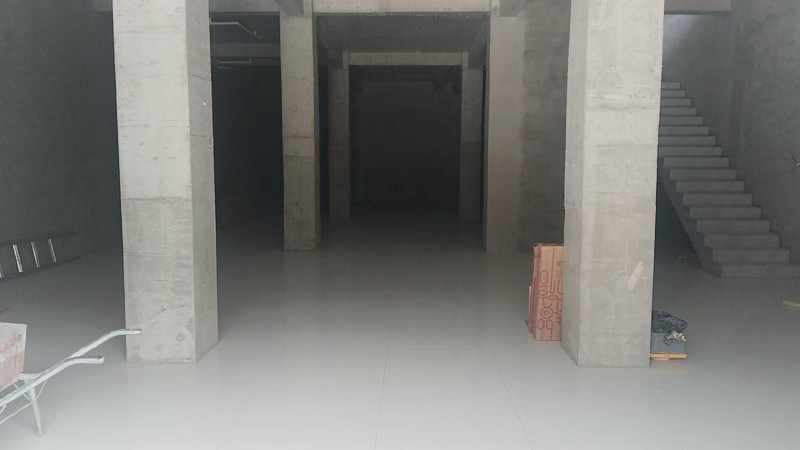 门市出租，面积：180平左右，地理位置好（第 1 张）