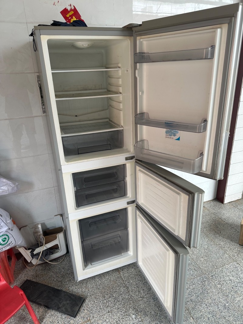 美菱冰箱206升一级能耗功能一切正常350元自提联电话短信东西在永年（第 3 张）