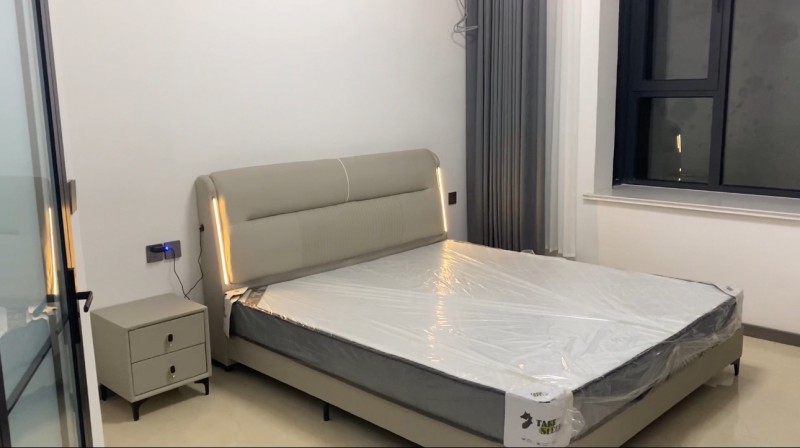 [鼓掌][鼓掌][鼓掌]永年高端智能酒店式公寓
所有出入门采用智能指纹锁，一卡（第 3 张）