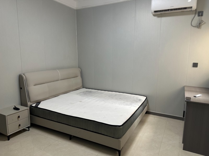 [鼓掌][鼓掌][鼓掌]永年高端智能酒店式公寓
所有出入门采用智能指纹锁，一卡（第 4 张）