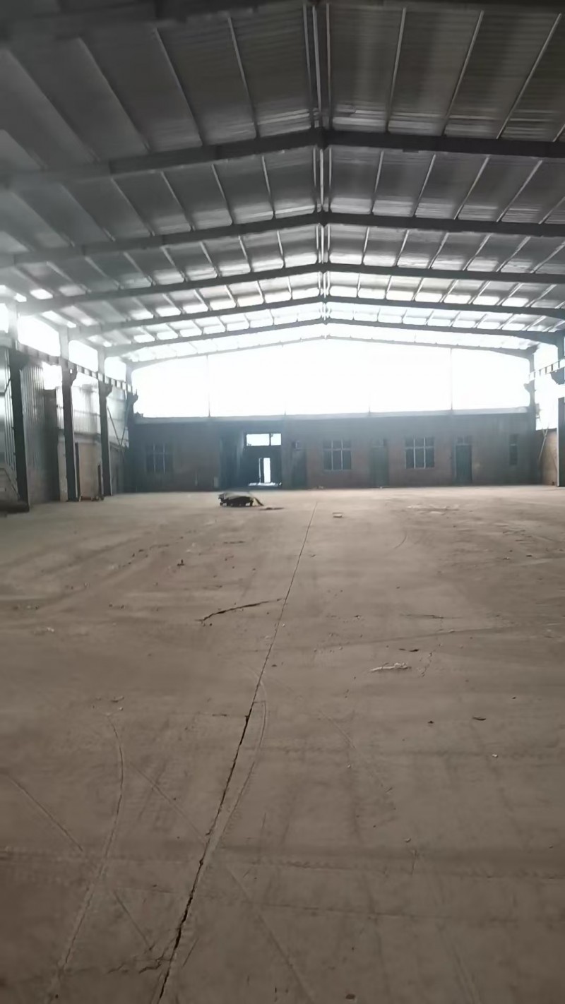 仓库出租 地址:产业城附近，展览中心东，二环红绿灯东行300米路北，有厂房150（第 1 张）