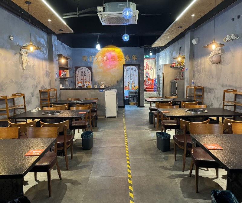 转让营业中火锅店，临街店铺可外摆，交通便捷，楼上楼下120平，环境优美，设备齐全（第 3 张）