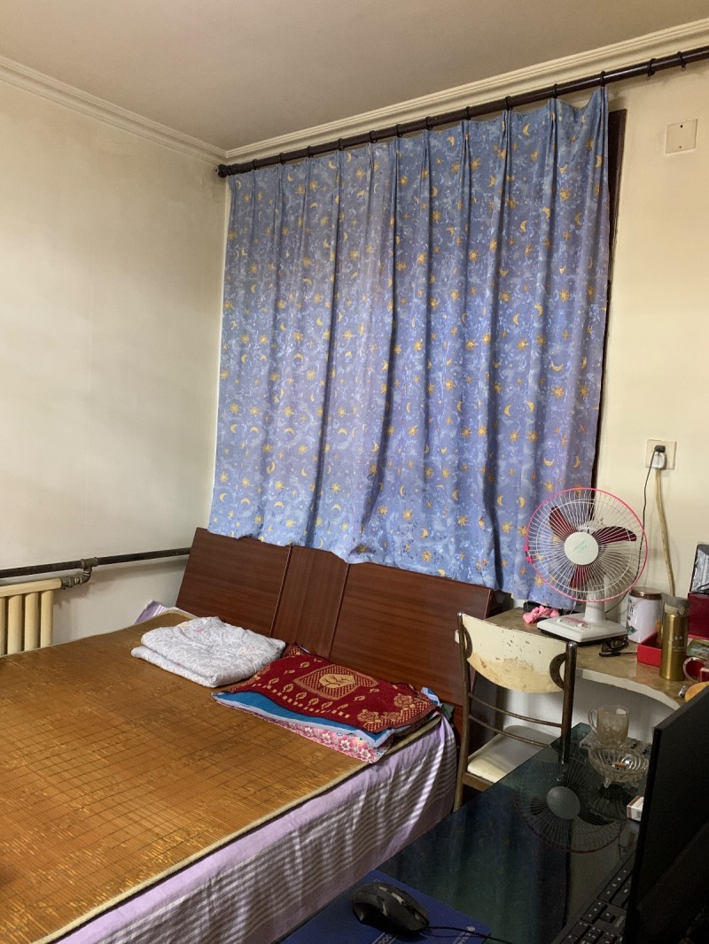 出售职教村单元楼，紧邻二实学校，85平方，三室两厅，南北阳台，干湿分离卫生间，水（第 8 张）