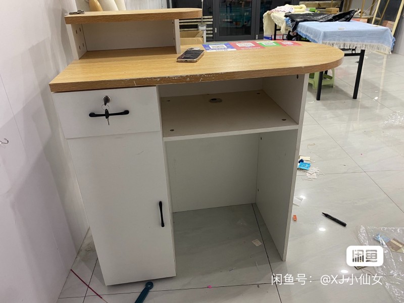 收银台，白柜体➕金丝木纹（圆弧朝右），长100✖️宽50✖️高105名关，想要联（第 1 张）