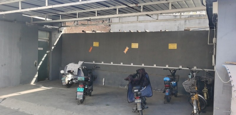 出租公寓
24小时无死角监控安全放心
防盗门防盗窗安全！
最快网速免费用（第 4 张）