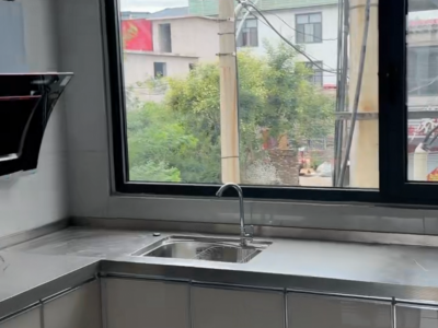 首次出租，有床，热水器，沙发，抽油烟机柜子，环境干净卫生，整体出租，1室一厅一厨（第 7 张）