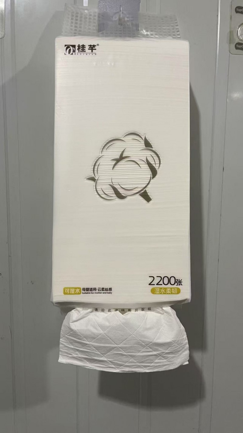 荷花璇晔抽纸
135×175规格 . 每包420张
每提10包装 . 10一（第 5 张）