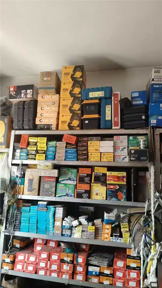 内蒙古乌海市五金螺丝店转让，因另有发展无心经营，有意者联系，门市+库房货品齐全（第 3 张）