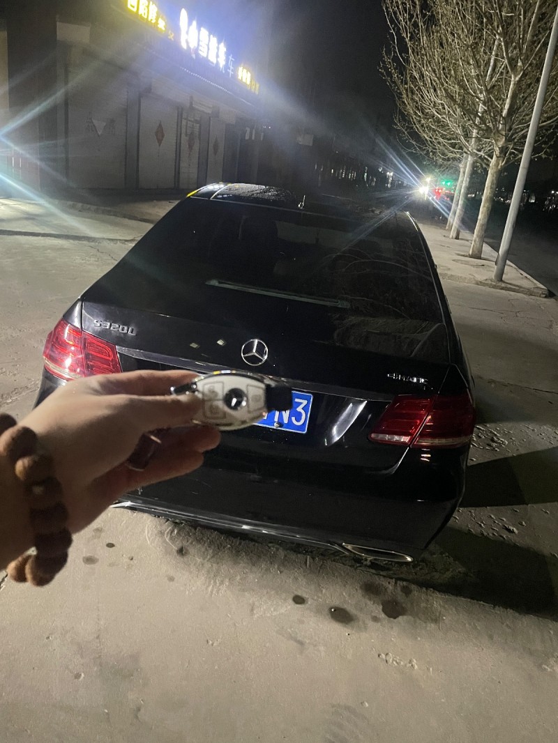 出售奔驰e300L自己一直再开，2010年12月份的车，完美升级2015款车型，（第 5 张）