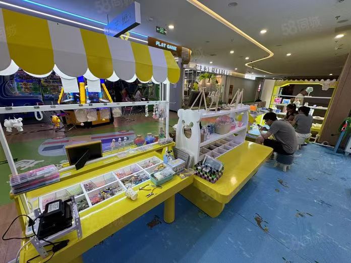 全城商铺）永年万嘉超市三楼电梯口儿童手工馆转让
面46平租1800/月 
永（第 3 张）