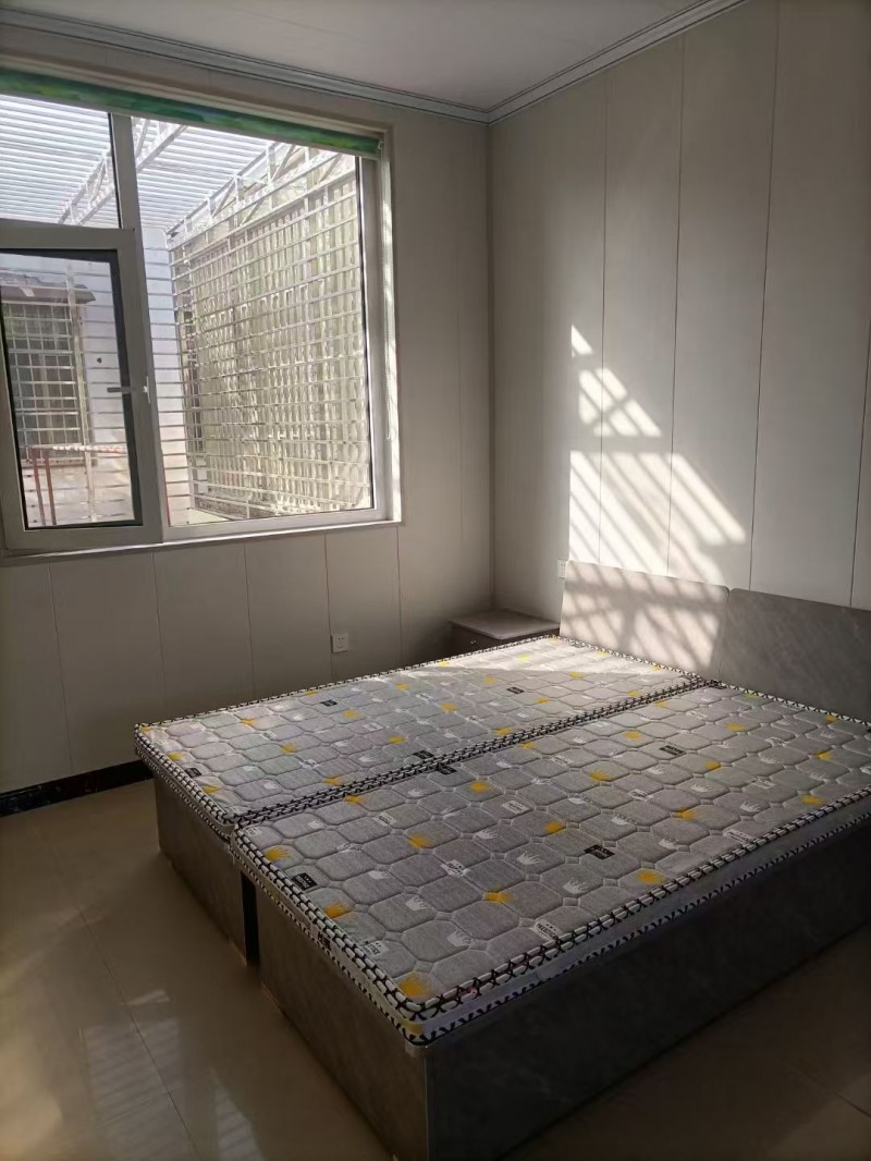 小型公寓，只有7个房间。干净，安静，安全！适合考公考研需要安静的人。断桥铝窗户，（第 4 张）