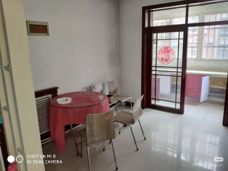 单元楼房精装出租
邯郸永年，富强路新怡嘉园小区
老玫瑰园，实房拍摄
总高6（第 5 张）