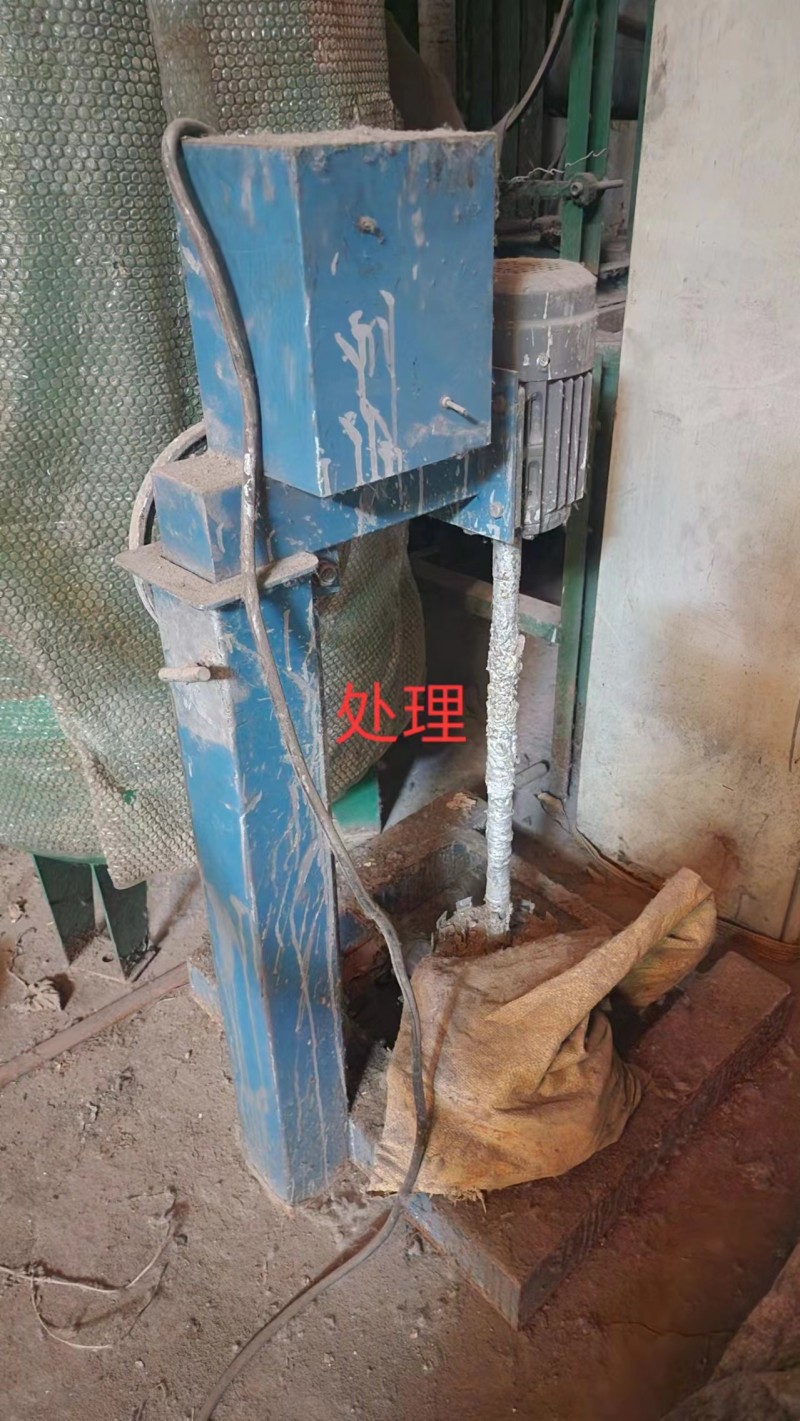 涂液搅拌机、四柱液压机、喷浆机、各种管片螺栓（第 1 张）