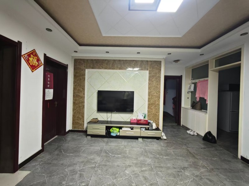 第二实验学校附近学区房，临近商场超市医院，交通便利，中间楼层，拎包入住，租金实惠（第 6 张）