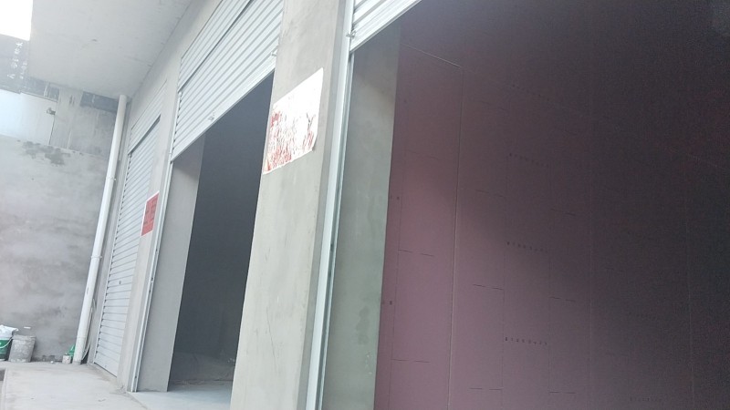 门市出租价格面议，地理位置好繁华地段，谁想租了给我打电话微信可以。（第 2 张）