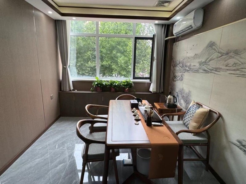 门市转让，楼上楼下2层，总面积160平，精装修，交通便利，附近居民区较多（第 4 张）