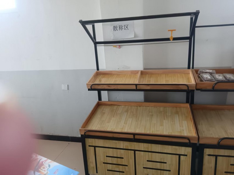 出售.展示架，冰柜，电子秤等超市物品，有意私聊（第 2 张）