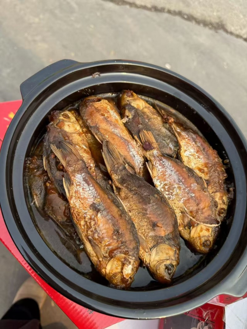 一年一度的酥鱼开始订购了，馋了一年的小伙伴终于有口福喽
正宗广付酥鱼0️⃣添加（第 2 张）