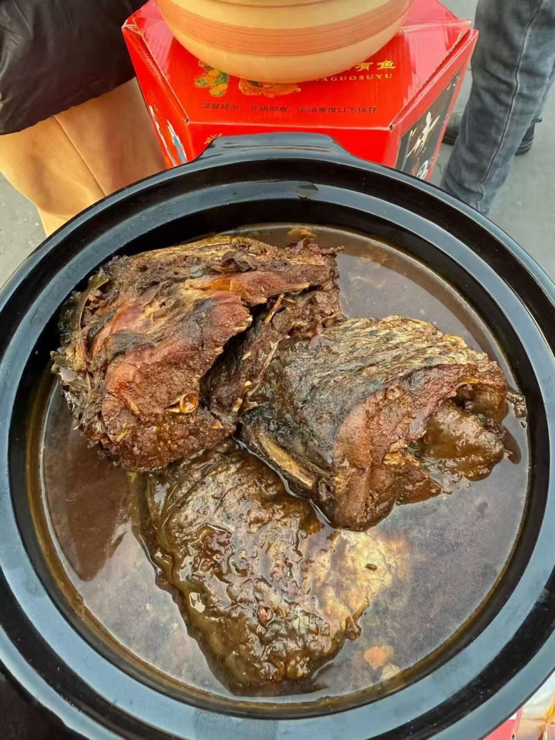 一年一度的酥鱼开始订购了，馋了一年的小伙伴终于有口福喽
正宗广付酥鱼0️⃣添加（第 3 张）