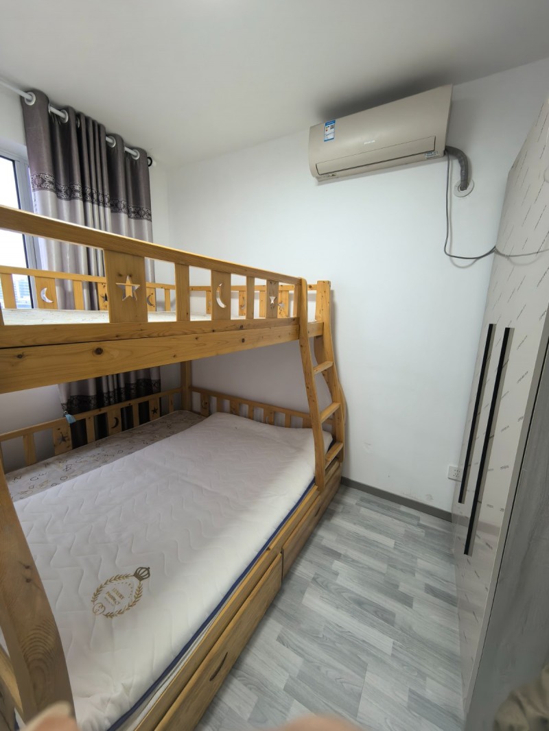 紫钢苑小区新房学区房对外出租，3室2厅1厨1卫，南北通透，采光极好，黄金楼层！水（第 3 张）