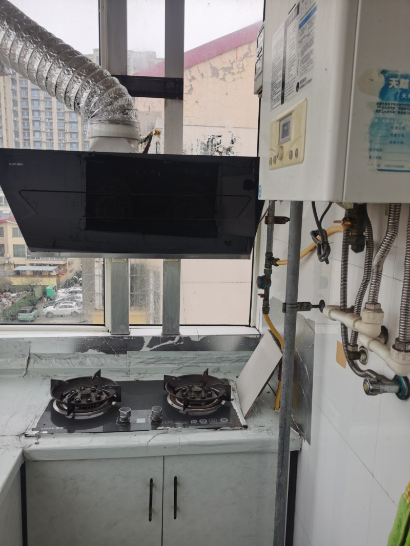 出售兴南小区单元楼一套，125平，3室2厅1卫，家具家电齐全。可拎包入住，价格面（第 3 张）